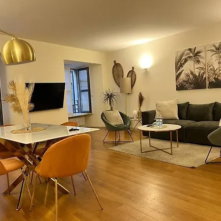 Scala Milano-palazzo Di Prestigio Milán